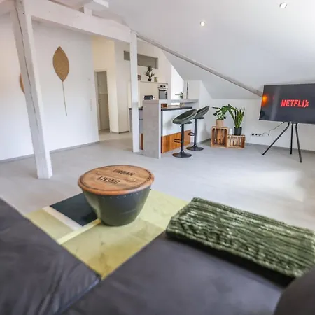 Appartement Penthouse-wohnung I 100 Qm I Blick Auf Weinreben I Nespresso I Emma Matratzen