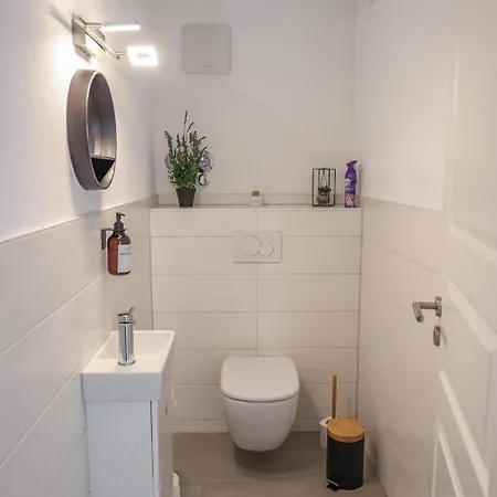 Penthouse-wohnung I 100 Qm I Blick Auf Weinreben I Emma Matratzen *