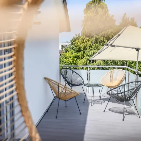 Penthouse-wohnung I 100 Qm I Blick Auf Weinreben I Emma Matratzen Apartman *