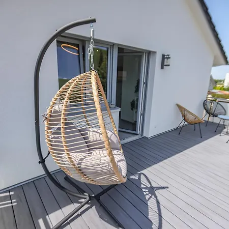 公寓 Penthouse-wohnung I 100 Qm I Blick Auf Weinreben I Nespresso I Emma Matratzen *