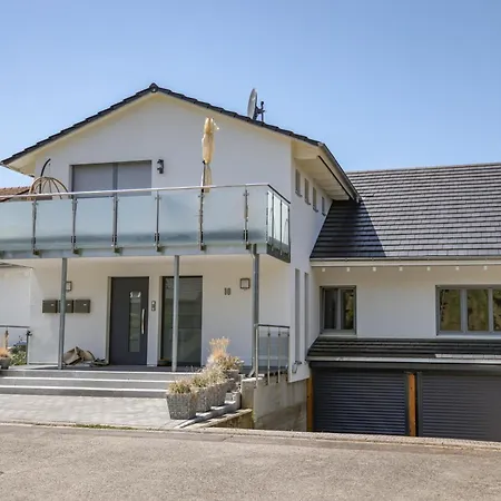 Penthouse-wohnung I 100 Qm I Blick Auf Weinreben I Nespresso I Emma Matratzen Appartement *