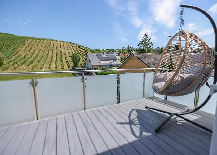 Penthouse-wohnung I 100 Qm I Blick Auf Weinreben I Nespresso I Emma Matratzen *