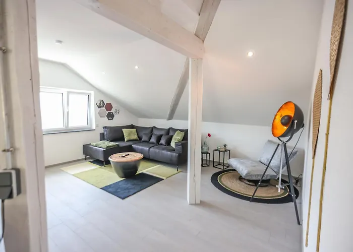 Appartamento Penthouse-wohnung I 100 Qm I Blick Auf Weinreben I Nespresso I Emma Matratzen