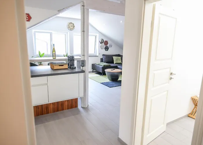 Penthouse-wohnung I 100 Qm I Blick Auf Weinreben I Nespresso I Emma Matratzen Appartamento *