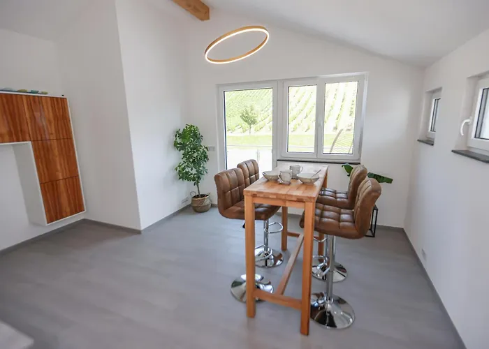 Penthouse-wohnung I 100 Qm I Blick Auf Weinreben I Nespresso I Emma Matratzen Appartamento Auggen